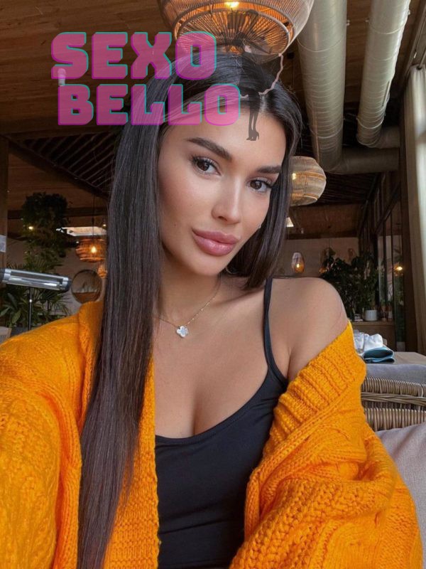 Snezhana in Paris | sexemodels.org
