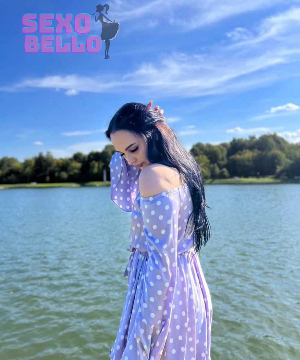 Crimson Desire Adelina Escort 6e Arr du Luxembourg