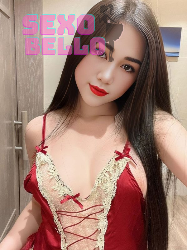 Alluring Min-seo in Paris | sexemodels.org