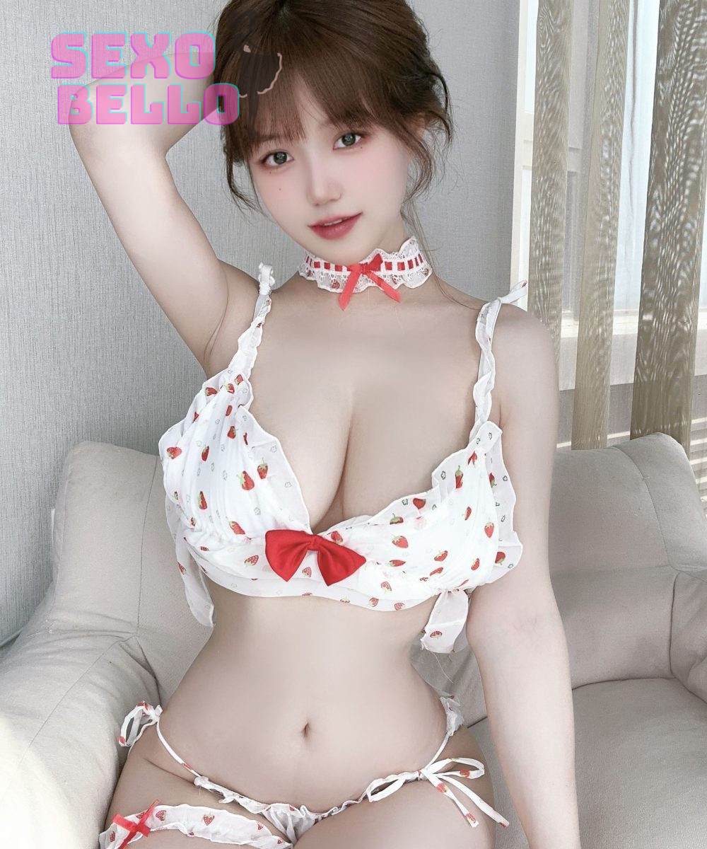 Inviting Mika Escort Paris